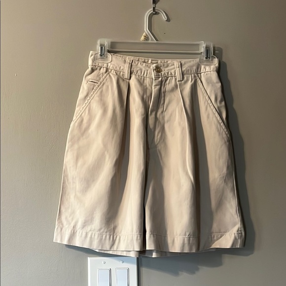 Women’s Cream Shorts - Picture 1 of 6